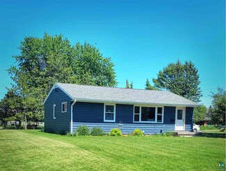1122 11th Ave W, Ashland, WI 54806