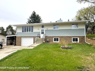 200 6th Ave N, Hettinger, ND 58639