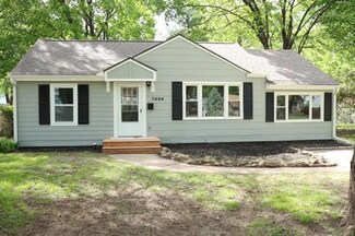 7520 Robinson St, Overland Park, KS 66204
