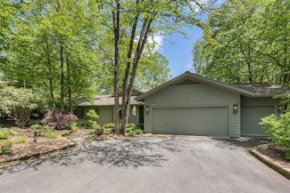 72 Winterberry Ct Unit 7, Highlands, NC 28741