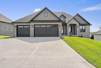 1632 Marlowe Ave, Springfield, MO 65802
