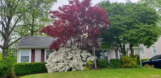 6924 Greenholly Dr, Saint Louis, MO 63123