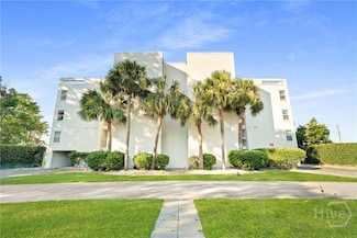 3113 River Dr Unit 10, Savannah, GA 31404