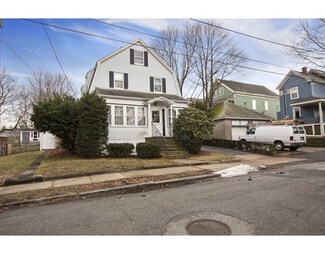 14 State St, Peabody, MA 01960