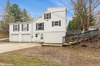 N13W28715 Silvernail Rd, Pewaukee, WI 53072
