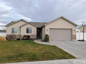 3688 Shale Ave, Ammon, ID 83401
