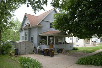 305 S 2nd St, Oregon, IL 61061