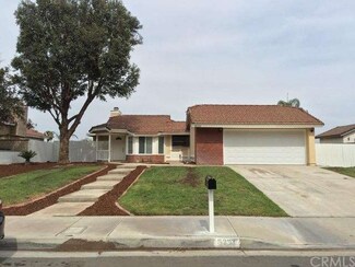5653 Yarborough Dr, Riverside, CA 92505