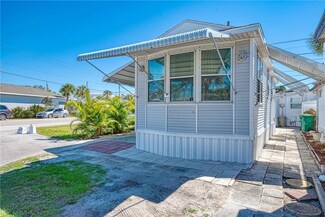 20 Cielo St, Englewood, FL 34223