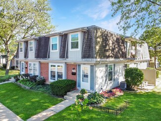 2235 Ramsey Cir Unit 1, Schaumburg, IL 60194