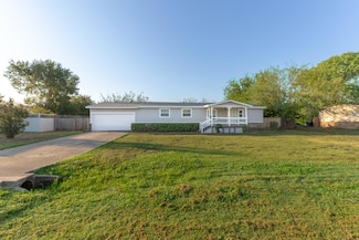 361 Randy Rd, Roanoke, TX 76262