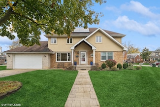 108 Yost Ave, Park Ridge, IL 60068