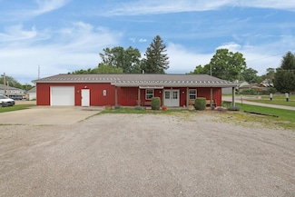 14 E South St, Jeromesville, OH 44840
