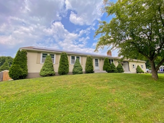 1 Deerfield Cir, Enfield, CT 06082