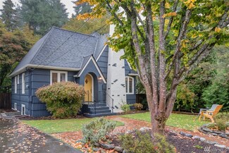 3532 NE 88th St, Seattle, WA 98115