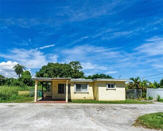 10235 SW 177th St, Miami, FL 33157