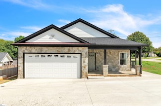 57 Pamela Dr, Greenville, SC 29611