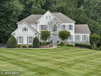 3207 Sarah Joan Ct, Oakton, VA 22124