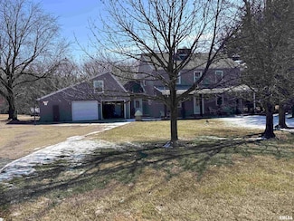 1776 N 2525 Rd E, Moweaqua, IL 62550