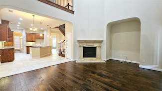 8740 Lohr Valley Rd, Irving, TX 75063