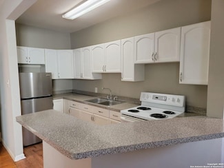 716 E Grayson St Unit 3, San Antonio, TX 78208