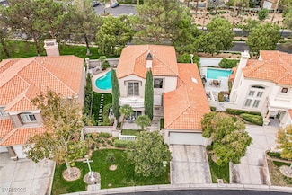 8240 Horseshoe Bend Ln, Las Vegas, NV 89113