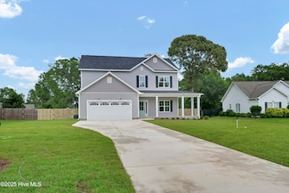 1612 Chadwick Shores Dr, Sneads Ferry, NC 28460