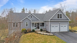 10 Prescott Heights Rd, Hooksett, NH 03106