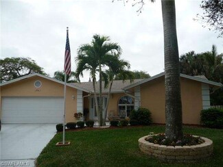 2510 11th Cir, Naples, FL 34103