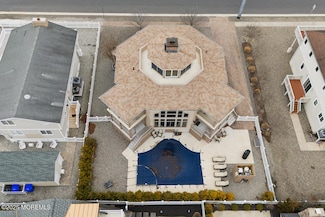 7463 Ocean Dr, Avalon, NJ 08202