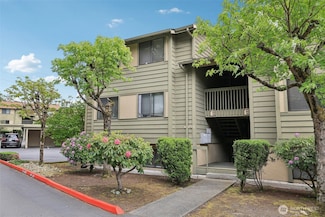 4814 S 187th Place Unit B101, Seatac, WA 98188