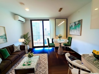 987 Queen St Unit 2405, Honolulu, HI 96814