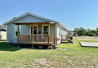 429 W Avenue C, Kingsville, TX 78363