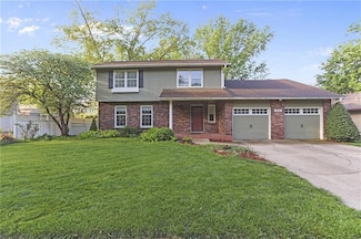 2913 W 26th St, Lawrence, KS 66047