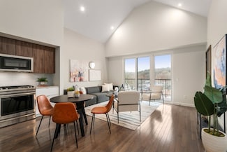 165 Hyde Park Ave Unit 2, Jamaica Plain, MA 02130