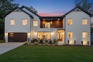 537 Stillwood Dr, Gainesville, GA 30501