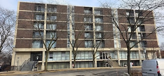 1043 S York Rd Unit 503, Bensenville, IL 60106