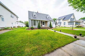 109 2nd St SW, Blooming Prairie, MN 55917