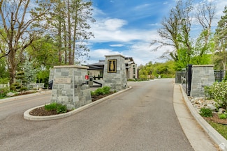 677 N Hidden Hollow Unit 6, Farmington, UT 84025