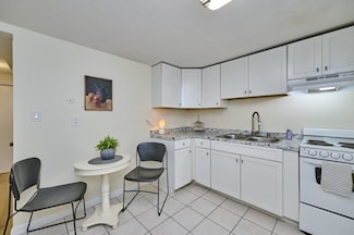 365 Faneuil St Unit 2, Brighton, MA 02135