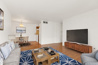 3131 Cummins St Unit 50, Houston, TX 77027