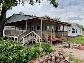 1205 Lowell Rd, Gibbon, NE 68840