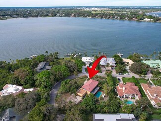 37 E High Point Rd, Stuart, FL 34996