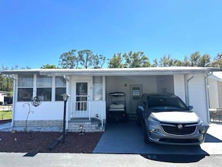 13 Seahorse Dr, Sebring, FL 33875