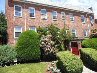 39 Commonwealth Ave Unit 22, Chestnut Hill, MA 02467