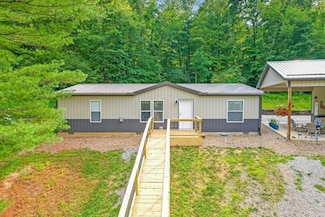 18644 McDonald Rd, Frazeysburg, OH 43822