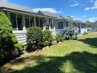 13 Swan Ave Unit 1, Old Lyme, CT 06371