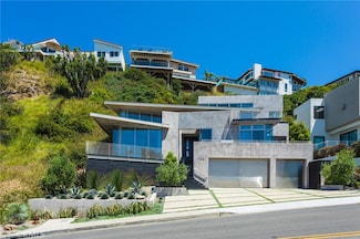 704 Nyes Place, Laguna Beach, CA 92651