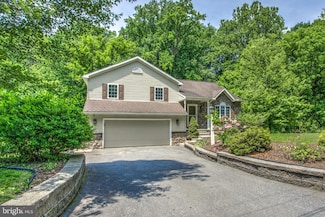 74 Covered Bridge Rd, Pequea, PA 17565