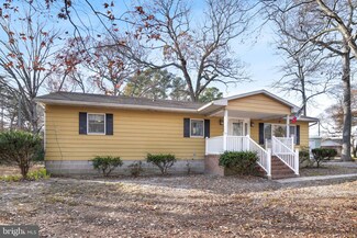 7446 Wallops Millpond Rd, New Church, VA 23415